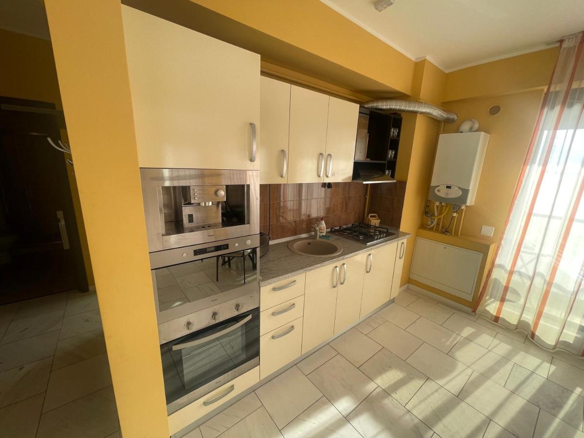 Sophia Lake View Suite Mamaia Exterior foto